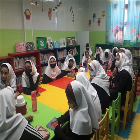 بازدید دانش آموزان